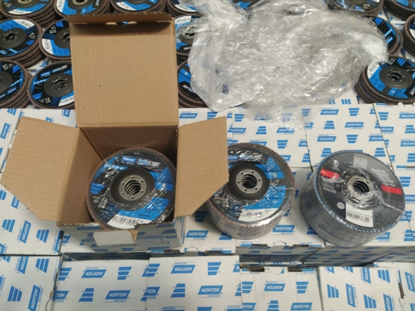 Stocklot flap and cutting discs - Image 2