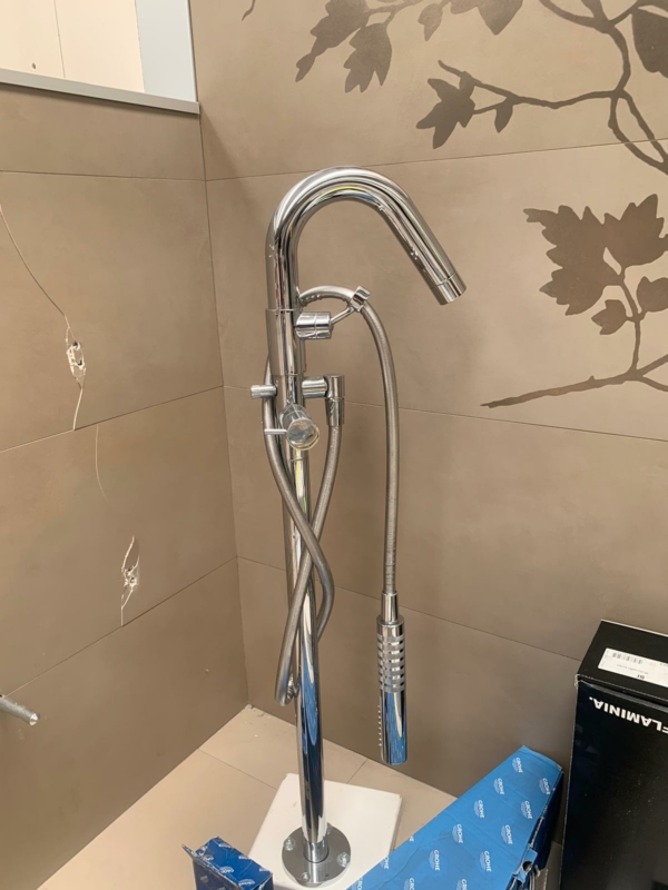 Stocklot plumbing and sanitary ware - Image 41