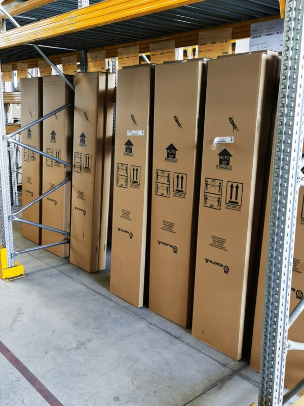 Stocklot furniture, appliances and household - Image 25