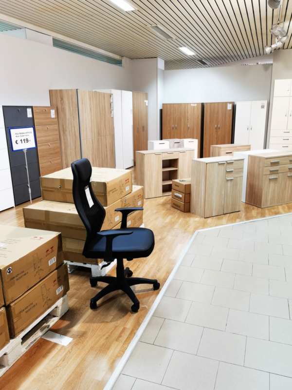 Stocklot furniture, appliances and household - Image 26