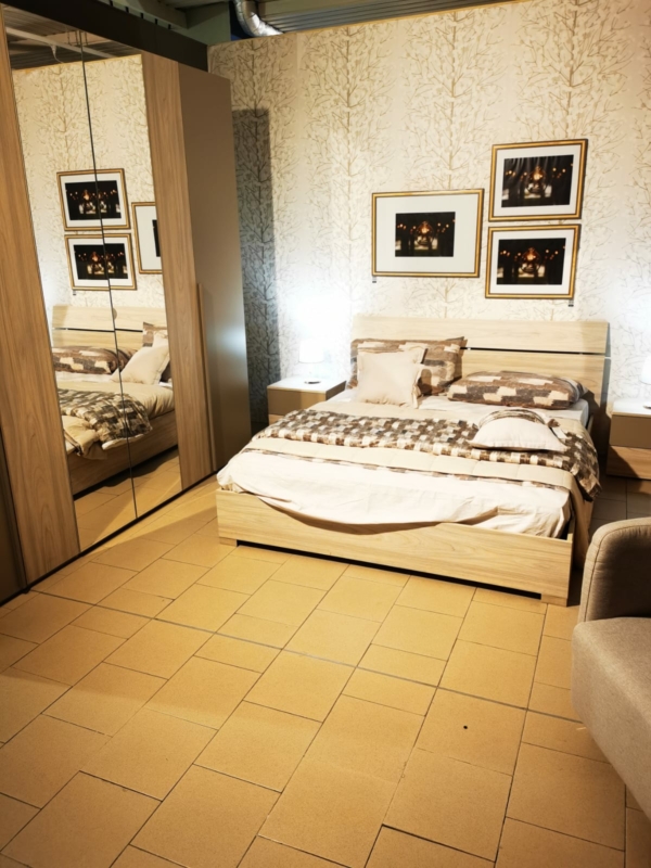 Stocklot furniture, appliances and household - Image 9