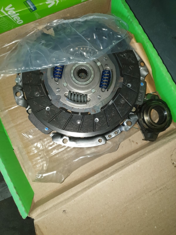Stocklot general spare parts for cars and trucks - Image 15