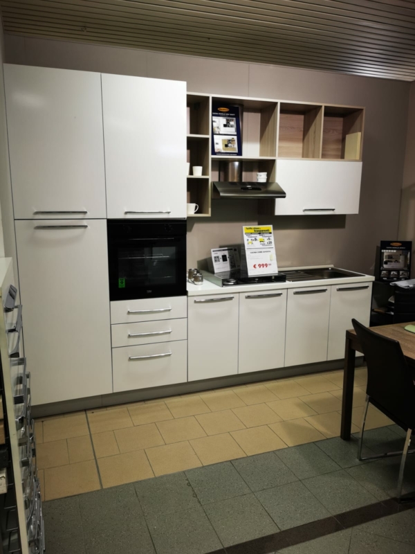 Stocklot furniture, appliances and household - Image 8