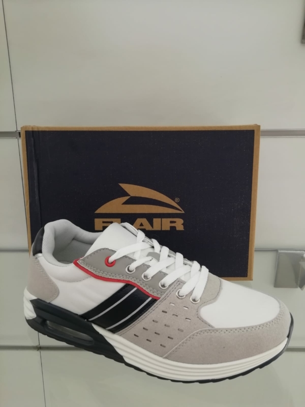 Stocklot sport shoes - Image 3
