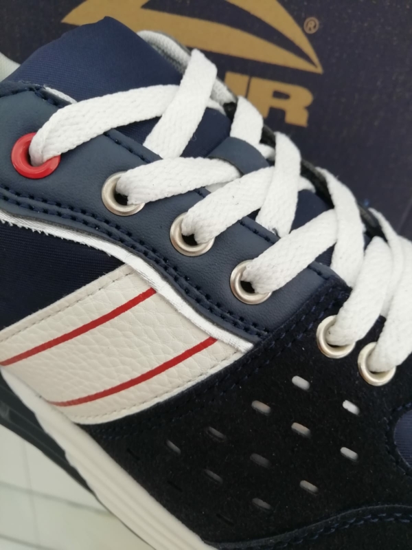 Stocklot sport shoes - Image 9