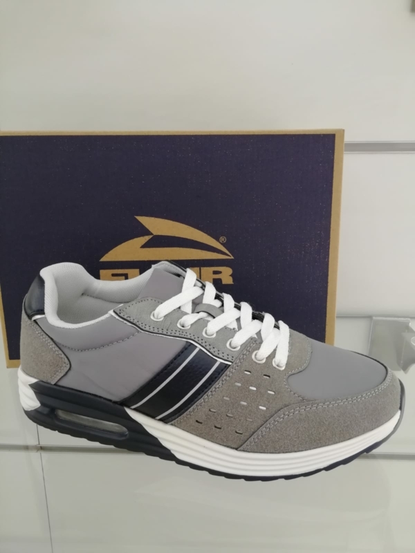 Stocklot sport shoes - Image 7