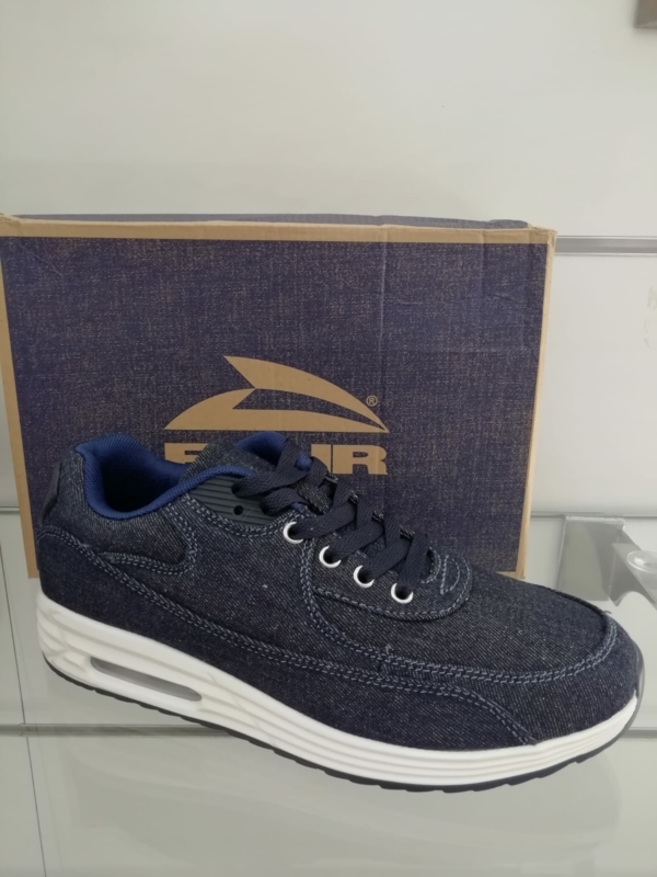 Stocklot sport shoes - Image 8