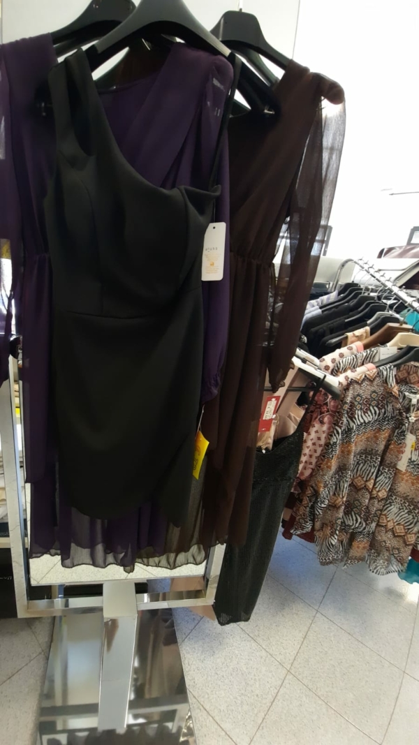 Stocklot clothing - Image 7