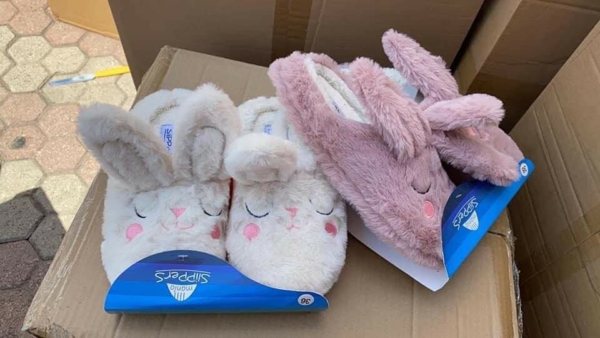Stocklot slippers - Image 6