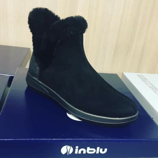 Stocklot slippers - Image 18