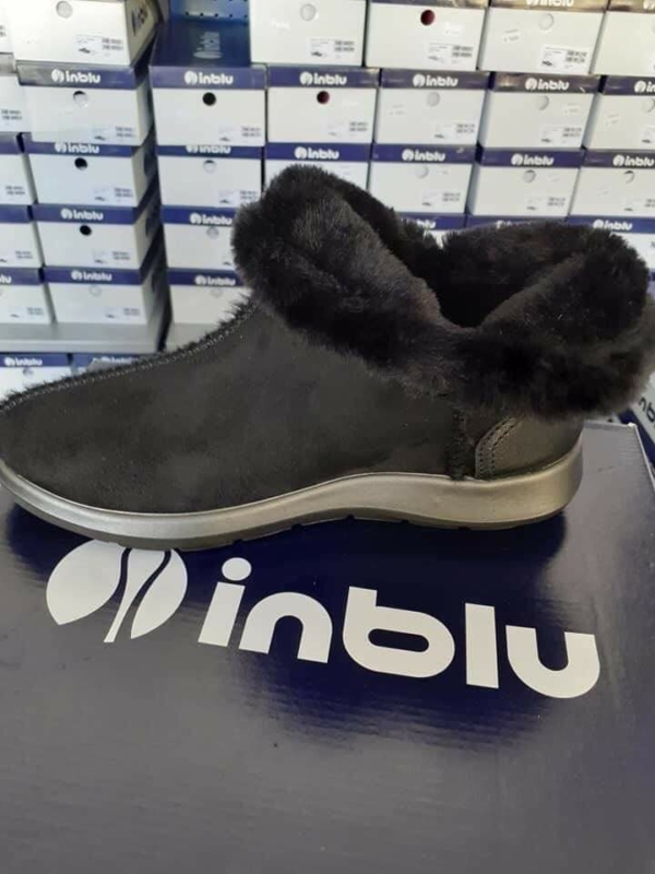 Stocklot slippers - Image 13