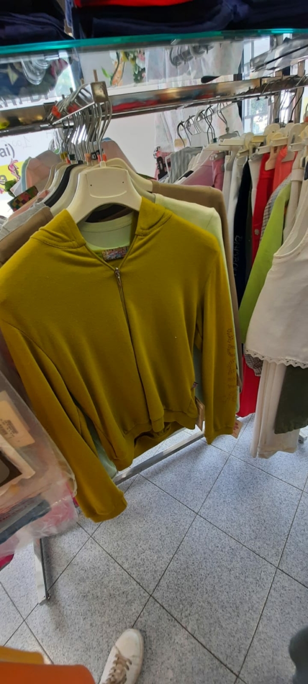 Stocklot clothing - Image 10