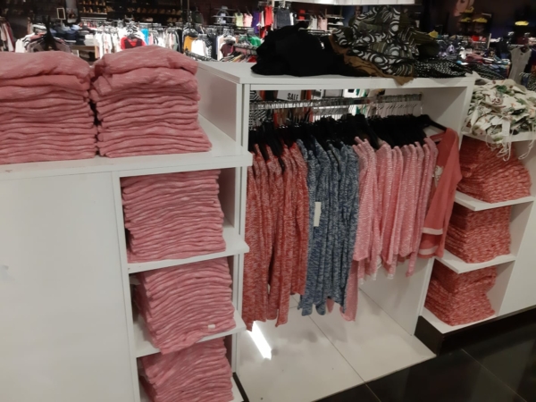 Stocklot branded clothing - Image 14
