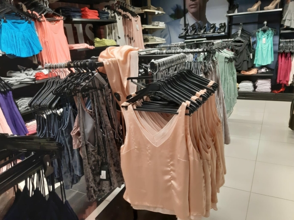 Stocklot branded clothing - Image 5