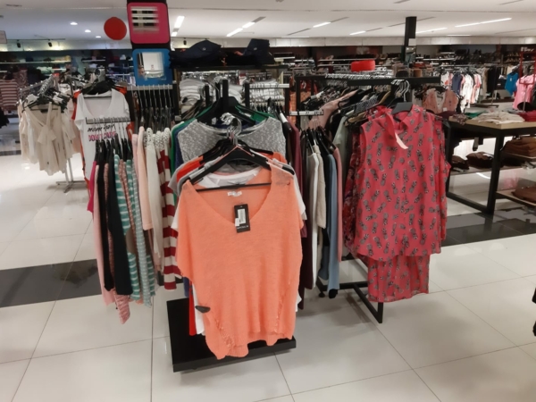 Stocklot branded clothing - Image 7