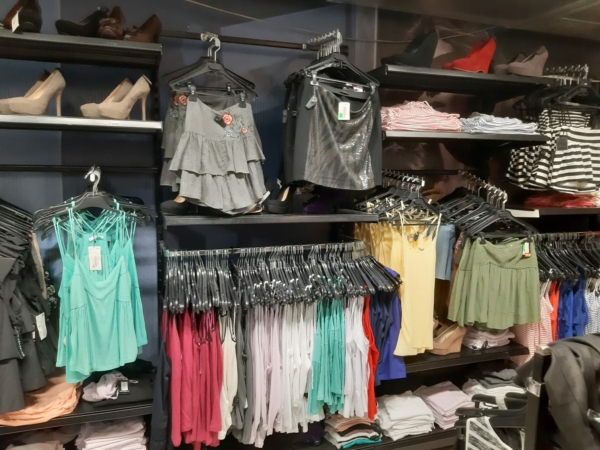 Stocklot branded clothing - Image 16