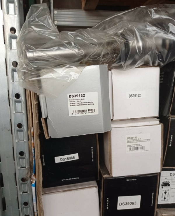 Stocklot general spare parts for cars - Image 10