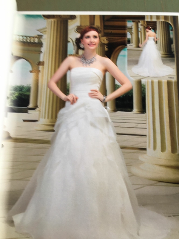 Stocklot wedding dresses - Image 10