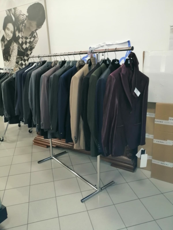 Stocklot cerimonial clothing for men and ladies - Image 8