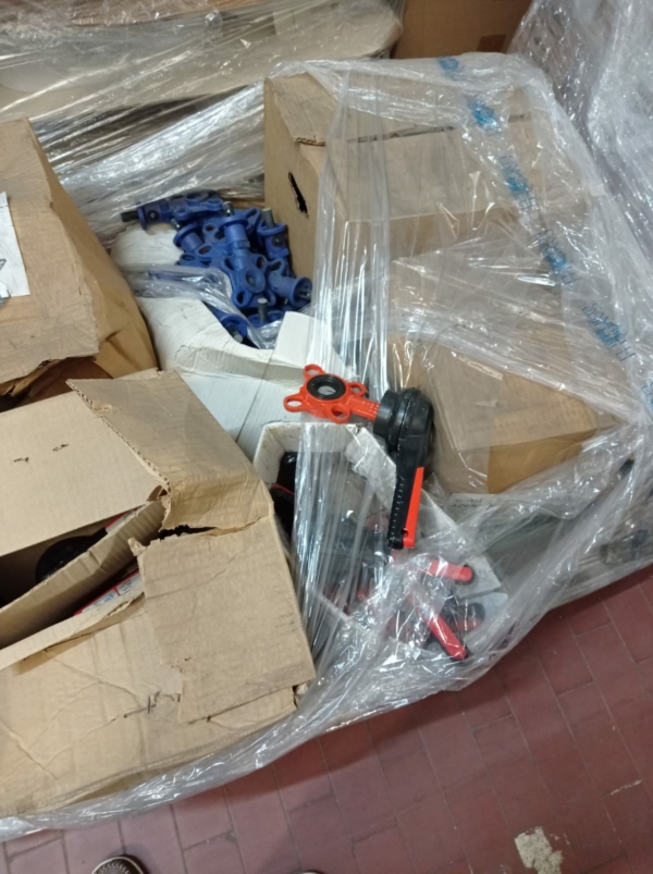 Stocklot plumbing & iron mongery - Image 40