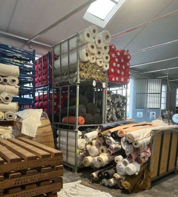 Stocklot cloths and fabrics - Image 9