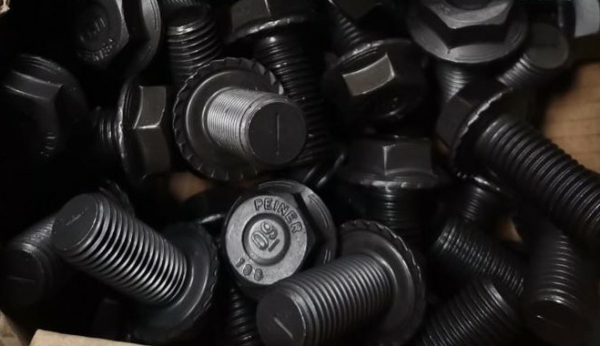 Stocklot bolts and nuts - Image 17