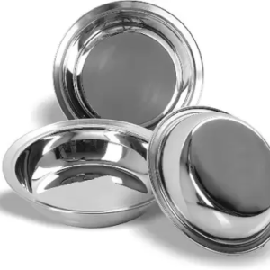 Trays and dishes