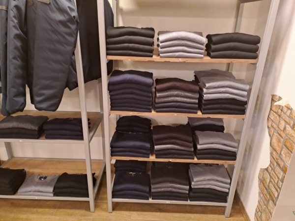 Stocklot winter clothing - Image 27