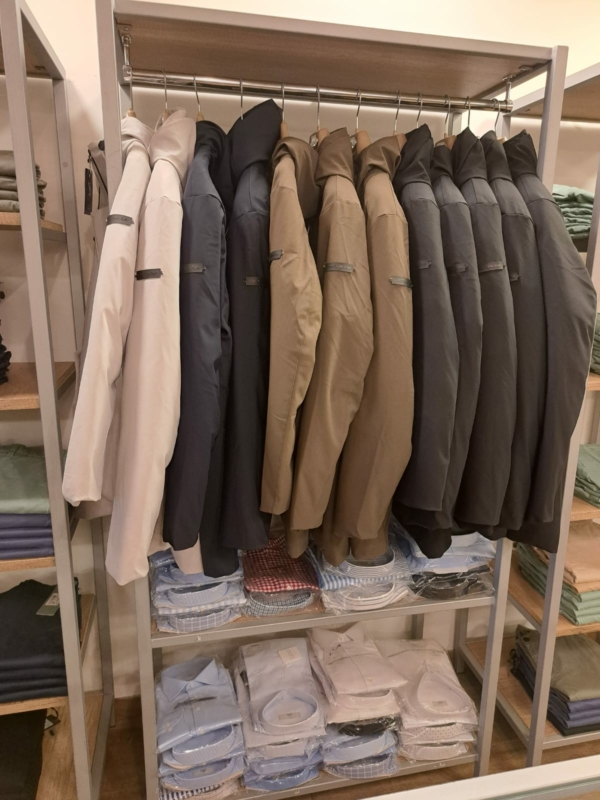 Stocklot winter clothing - Image 18