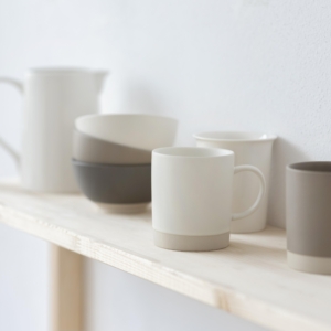 Coffee cups and mugs