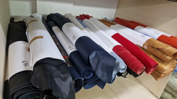 Stocklot leather skins - Image 2