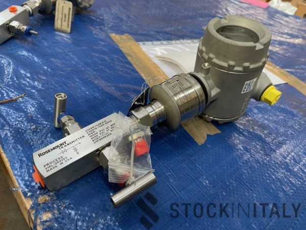 Stocklot of valves, flanges, gaskets, stud bolts and welded fittings - Image 19