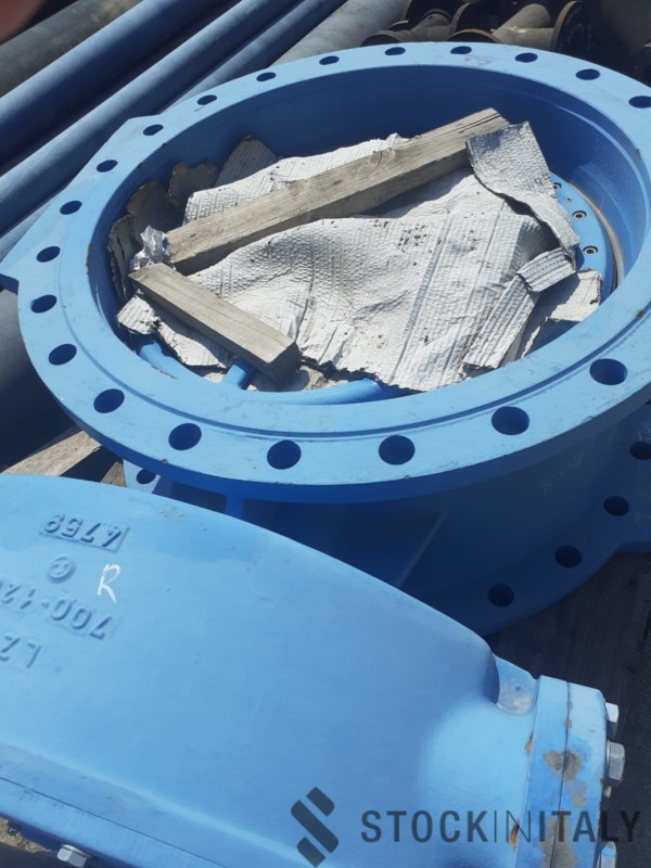 Stocklot of valves - Image 14