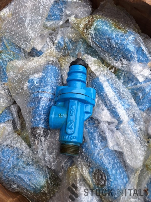Stocklot of valves - Image 20