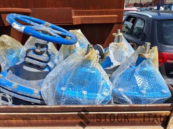 Stocklot of valves - Image 22